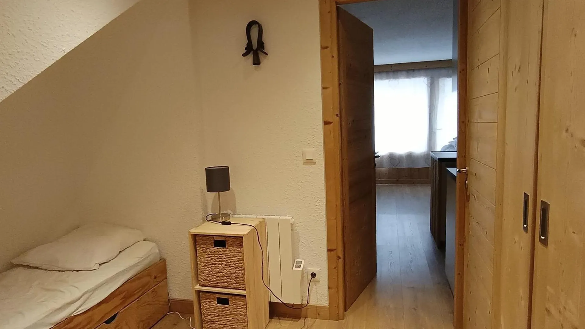 Appartement Renove Proche Des Pistes Avec Parking Et Balcon - Fr-1-445-150 Montgenevre France